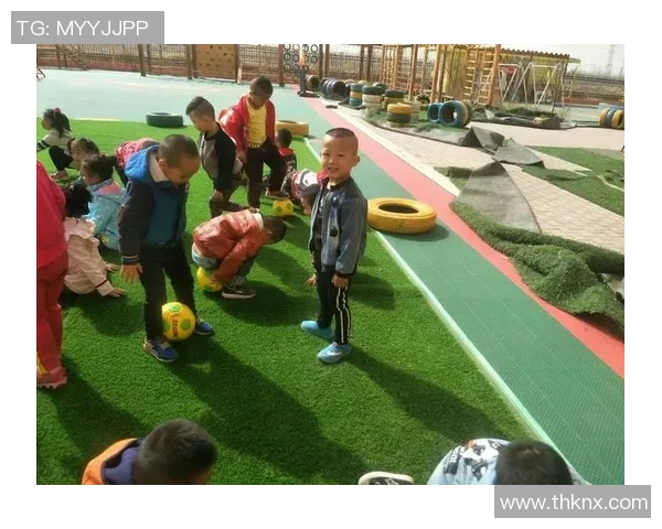 足球金鱼的奇幻旅程与梦想追逐的故事